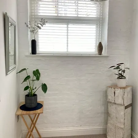 8, St Marys , Private Double Ensuite Room-2