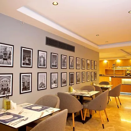 Days Inn by Wyndham Istanbul Arnavutkoy-2