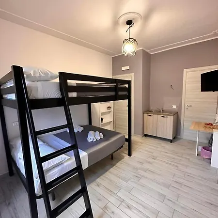 Airport Al Volo B&B-3