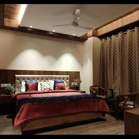 Hotel Apple Blossom 2 Minutes Walking From Mall Road-3