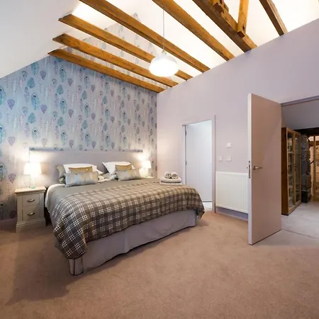 Menzies Steading-2