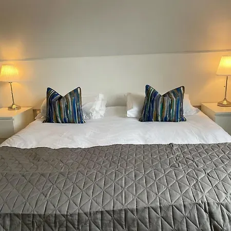 Watts Lodge-2