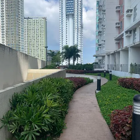 Condo In Avida Tower It Park , Lahug Cebu City, Fully Furnished-3