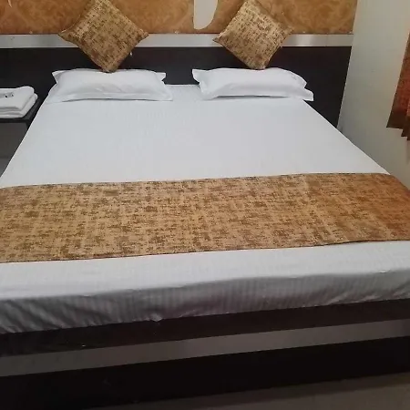 Oyo Flagship Shri Anasuya Datt Lodge-3