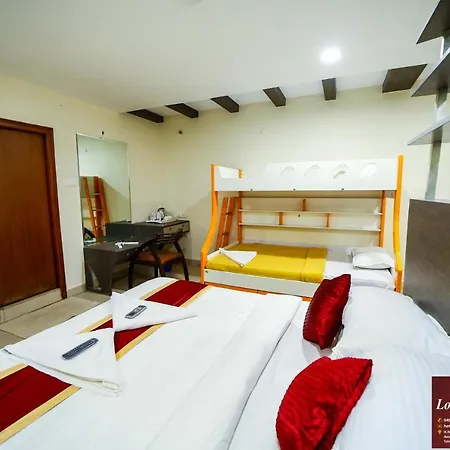 Hotel Lotus Grand-3