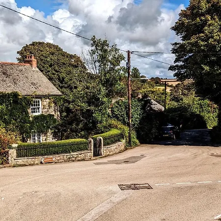 Britannia House Vintage B&B Cornwall-3