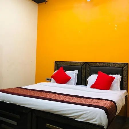 Hotel Tip Top - Lpu Law Gate - Family, Students, Couples-2