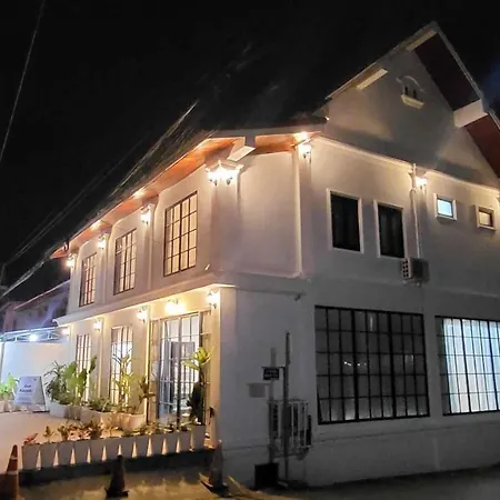 Midnight Blue Guesthouse-2