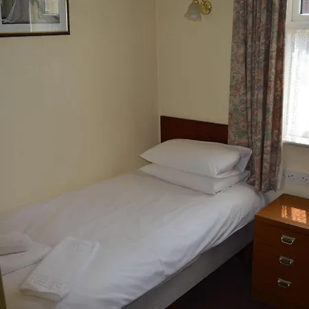 Oak House Hotel-3