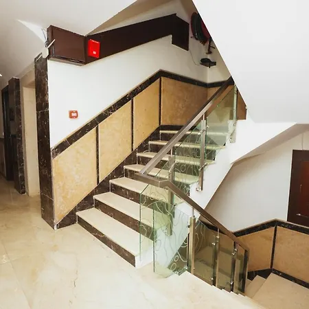 Hotel High 5 Land-2