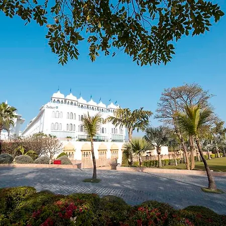 Radisson Blu Udaipur Palace Resort And Spa-2