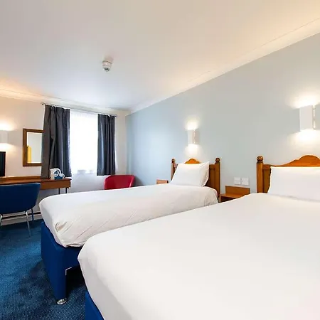 Travelodge Glasgow Cumbernauld-3