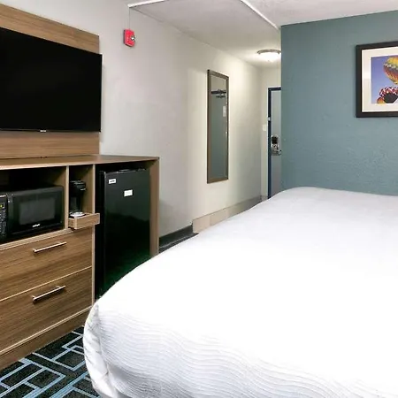 Baymont By Wyndham Chattanooga/Eastridge-2