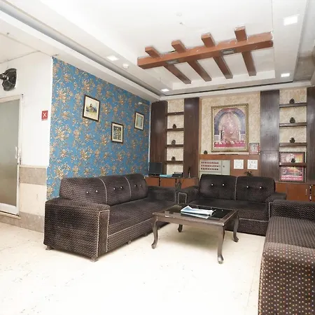 Hotel Sai Dham International-3