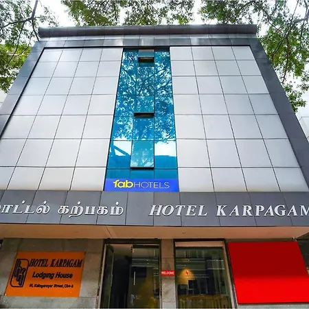 Fabhotel Karpagam - 900M From Nehru Stadium-3