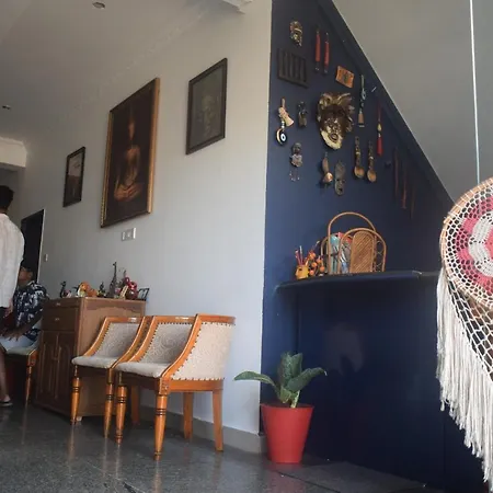 Travstel & Casa De Neel-3