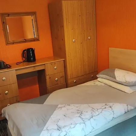 Y Garth Guesthouse-3