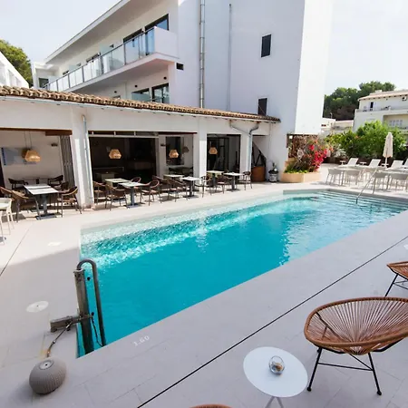 Petit Garden Hotel By Flacalco-3