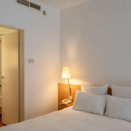 Castrum Hotel Szekesfehervar-3