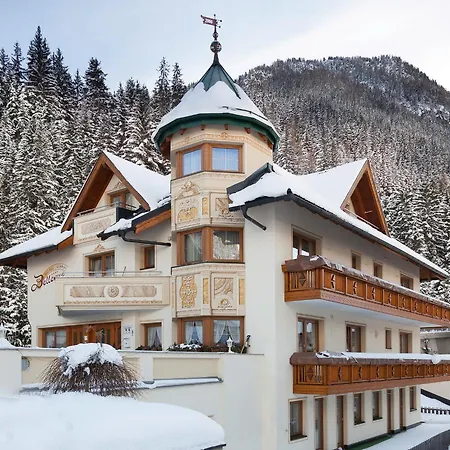 Hotel Garni Bellevue-2