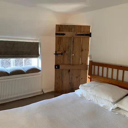 Bell Cottage-2