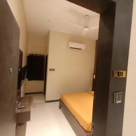 Hotel Shubham Inn-2