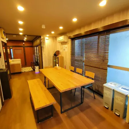 Kiki House-2
