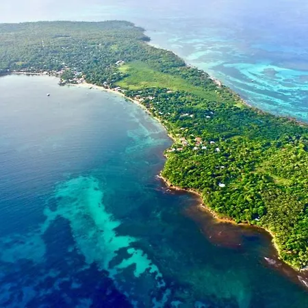 The Lighthouse Retreat, Little Corn Island, Nicaragua-3