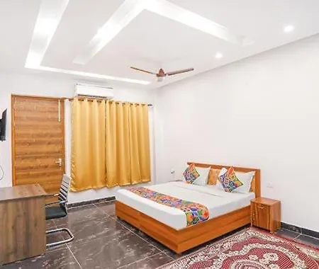 The Grand Suites 122-3