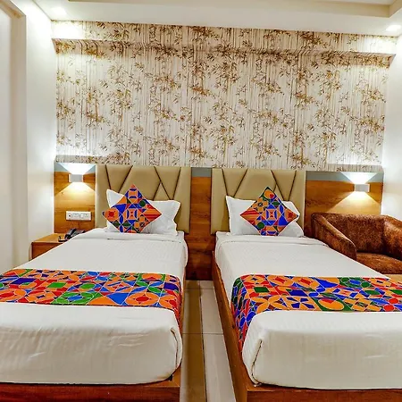 Fabhotel Rotano Grand-3