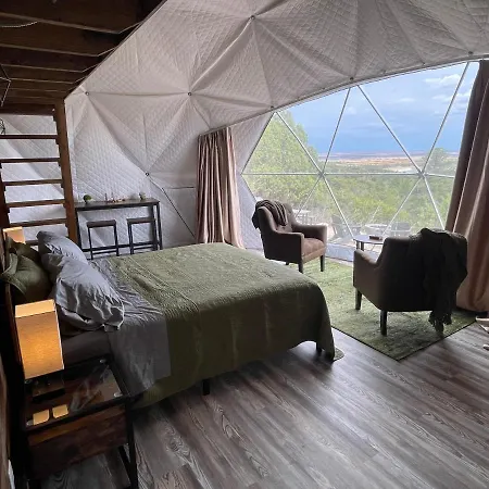 Canyon Rim Domes - A Luxury Glamping Experience!!-2
