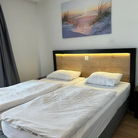 M & M Hotel-2