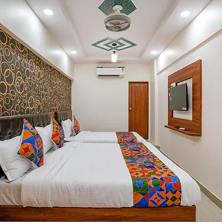 Fabexpress Alive - Nr Juhu Beach-3