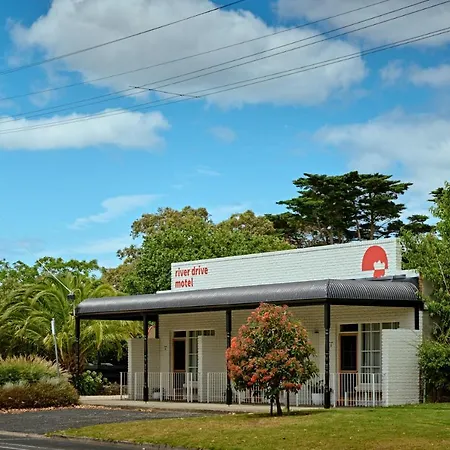 River Drive Motel-2