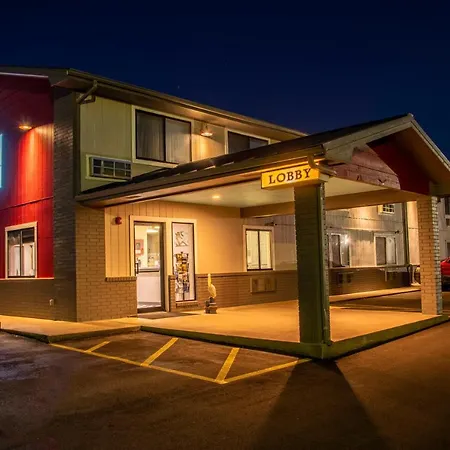 Hilltop Inn & Suites-3