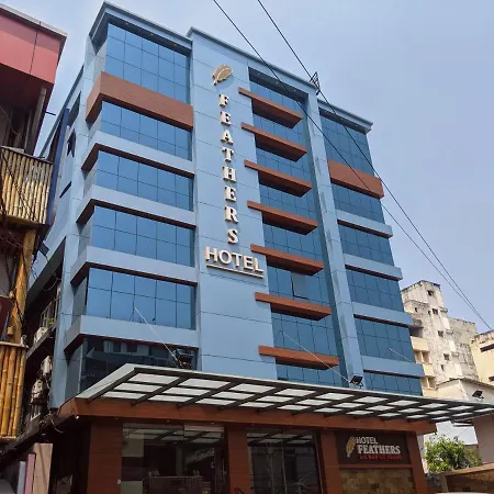 Hotel Feathers-3