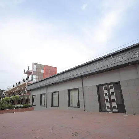 Hotel Mukund Dham-Near Mathura Railway Station-2