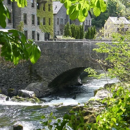 Lakeland Village-2