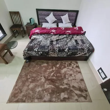 Royal Pamposh-3