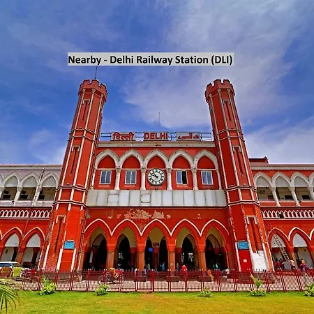 Oyo 3594 Kamla Nagar-2