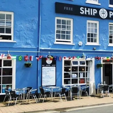 The Ship And Pilot Inn-3