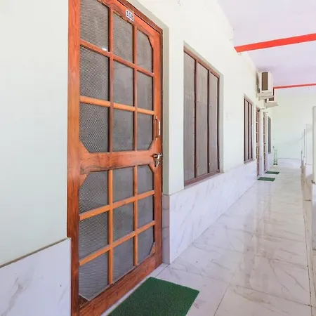 Hotel Chitrarth & Party Lawn-2