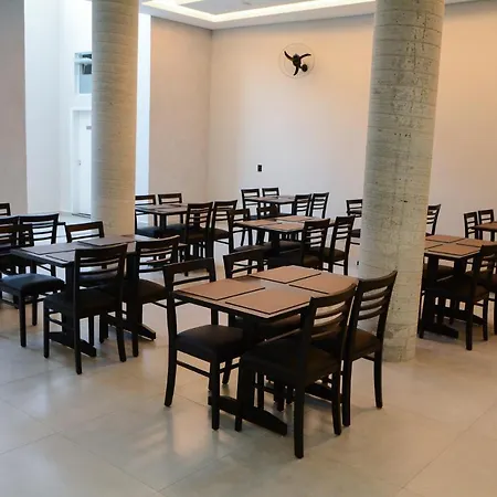 Hotel Supremo-2