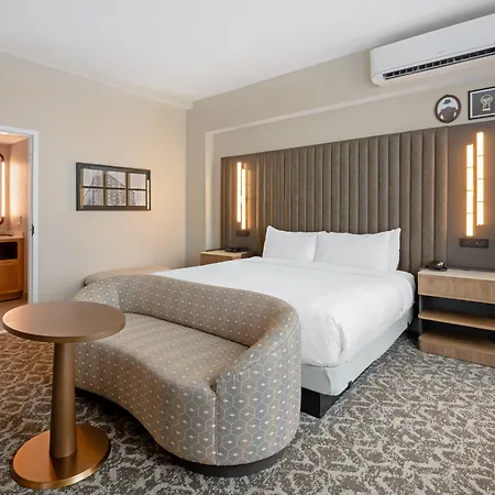 Hotel Flor Tampa Downtown, Tapestry Collection By Hilton-2