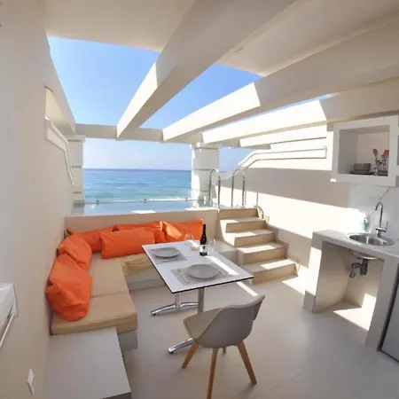 Agios Gordios Beach Resort-3
