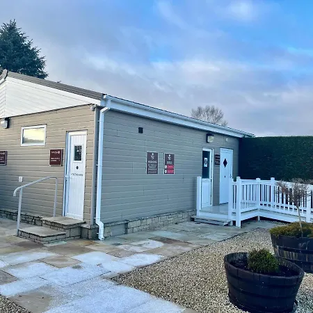 Red Deer Village Holiday Park - 3 Bedroom, Self-Catering Holiday Home-2