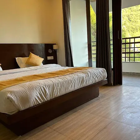 Hotel 7 Heavens-2