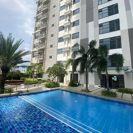 Horizons 101 Condominium-3