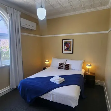 Lambton Park Hotel-2