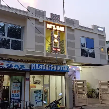 Hotel Near Golden Beach And Temple - Hotel Sashi Puri, Air-Conditioned-With-Wifi-And Parking Facilities-2
